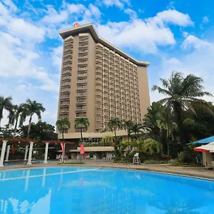 4* Otel Century Park