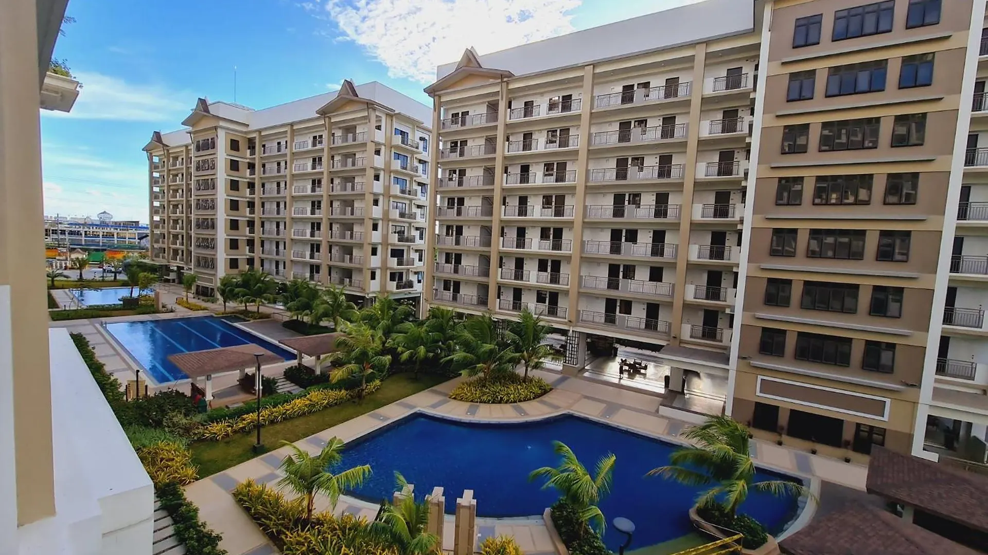Calathea Place Aparthotel Manila 0*,
